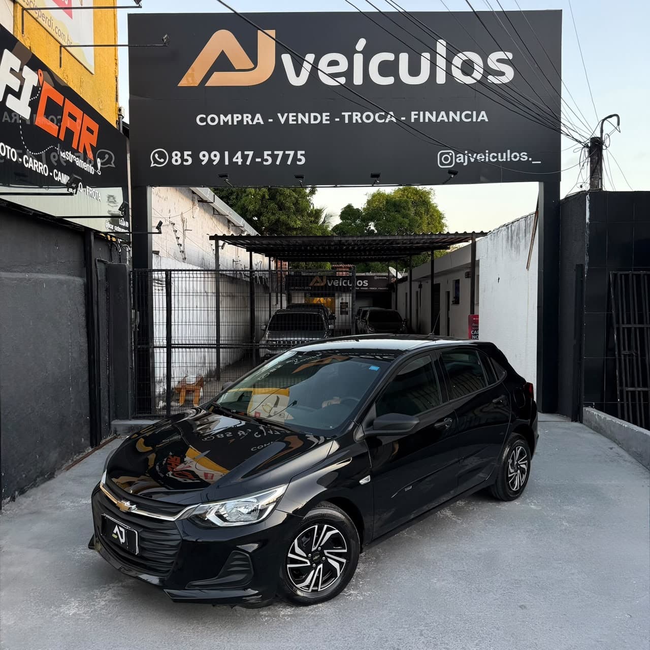 Chevrolet Onix 2022 à venda na AJ Veículos em Fortaleza