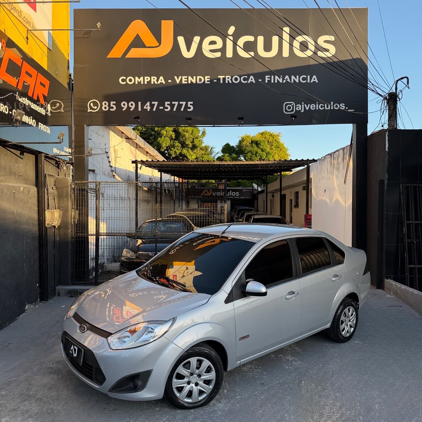 Ford Fiesta sedan 1.6 2011 à venda na AJ Veículos em Fortaleza